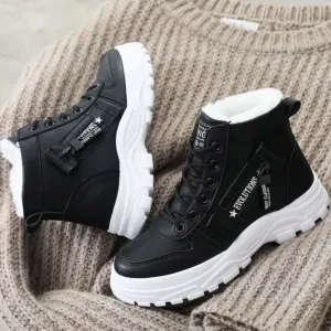 Aika - Stylish Ankle Flat Boots - Flexible & Versatile