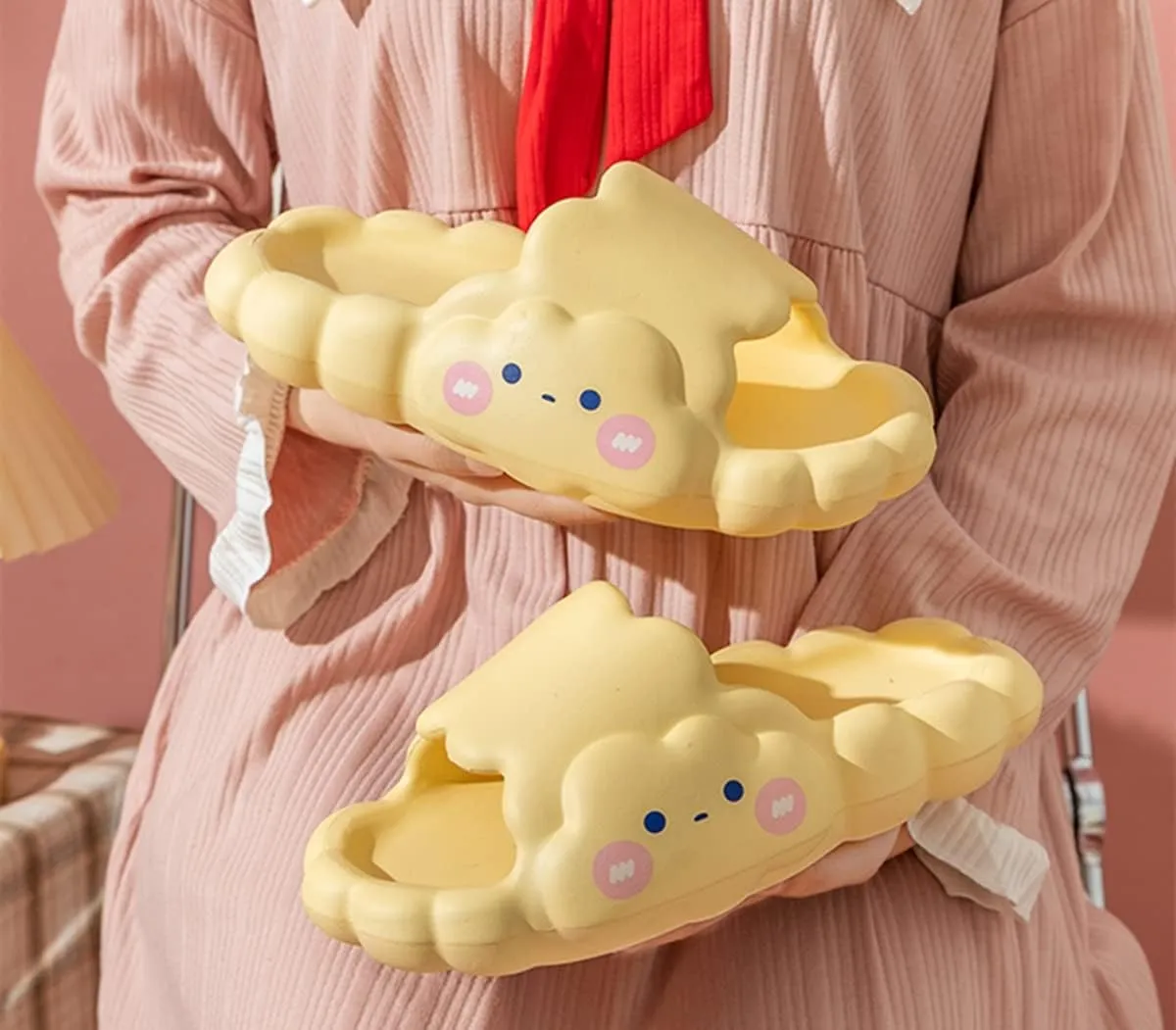 Aoakva Kawaii Cloud Design Slippers Kawaii Clogs Mules for Girls Women Summer Shower Slippers Non-Slip Beach Shoes EVA Soft Durable
