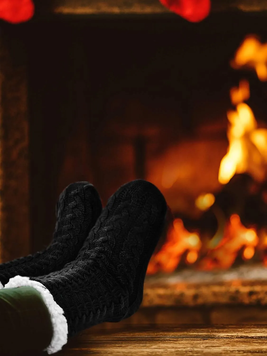 Boao 2 Pairs Women Warm Slipper Socks Christmas Fuzzy Winter Fleece Socks with Grippers Lined Non Slip Slipper Gift