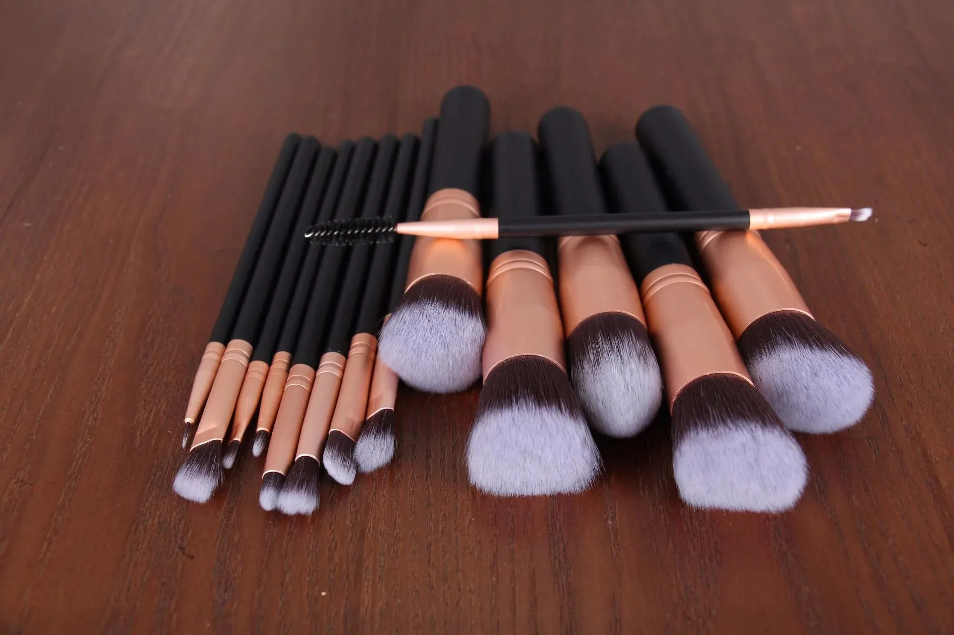Brush 14pcs Makeup Super affordable Flexible customer care Set Handle Wood