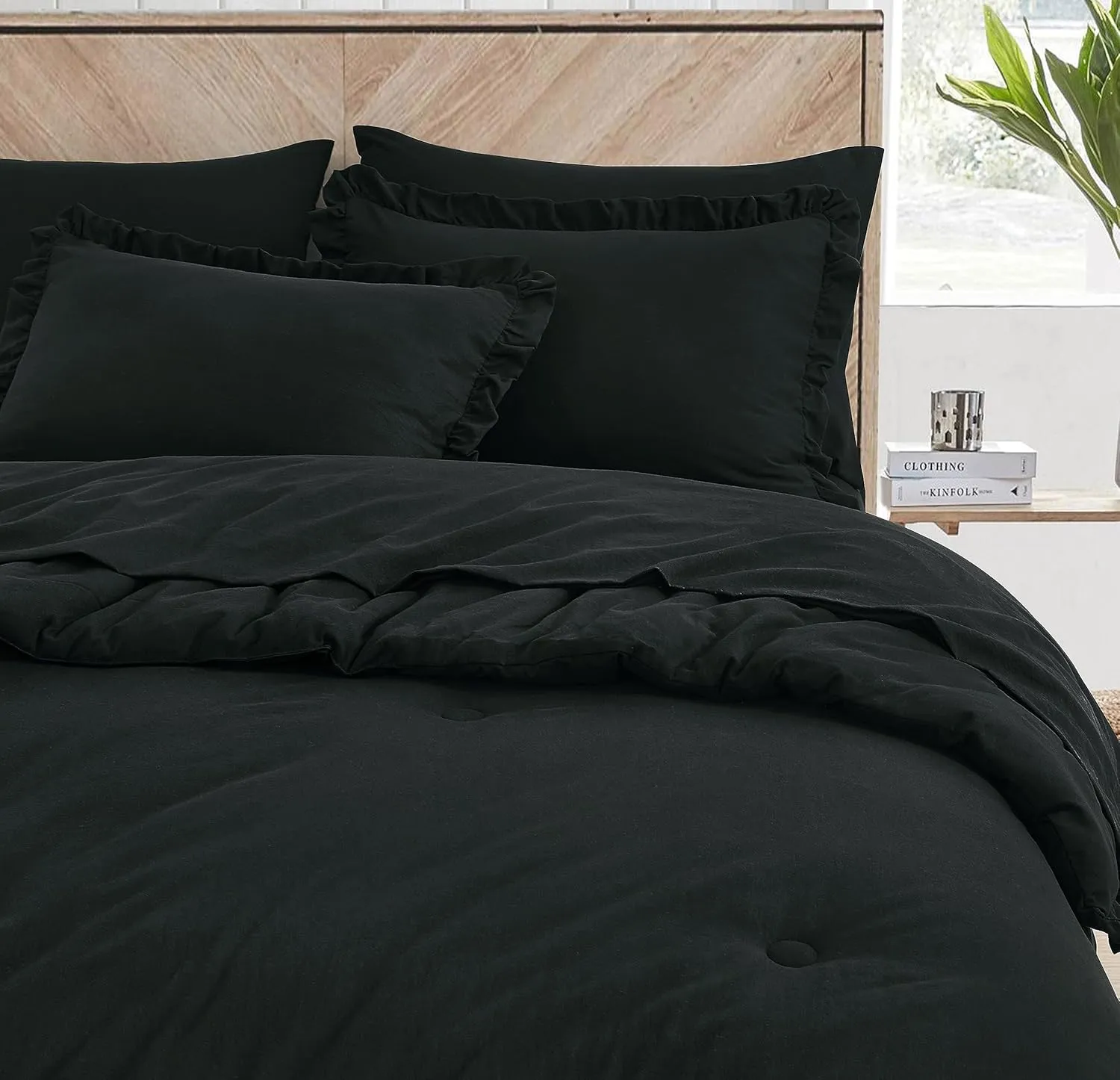 Chezmoi Collection Eleanora Twin Bed in a Bag 5-Pieces Ruffled Edge Trim Stone Washed Double Brushed Microfiber Comforter with Sheets Lightweight All Season Bedding Set (Twin, Black)