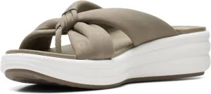 Clarks Women's Drift Ave Flat Sandal
