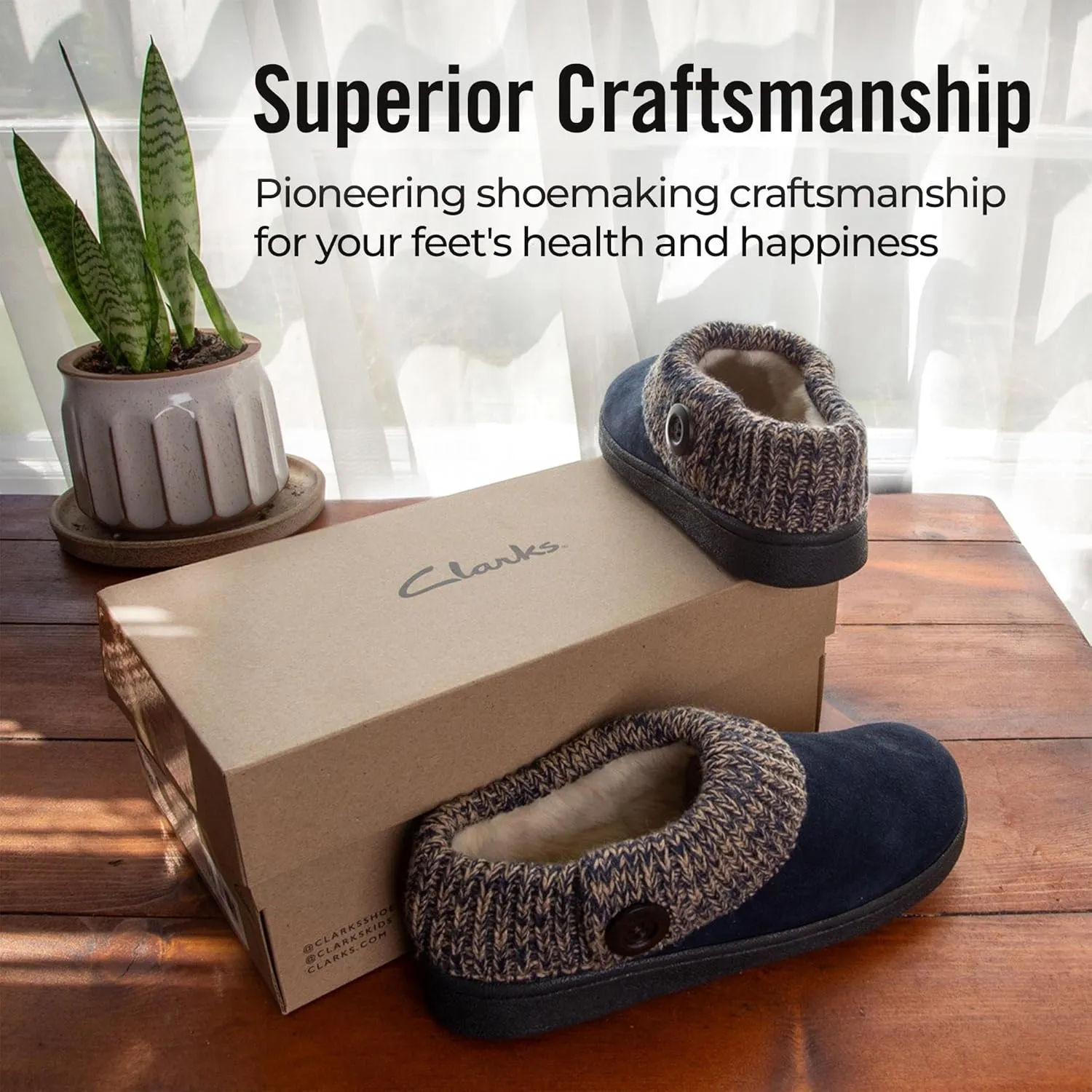 Clarks Women's Knit Scuff Slipper