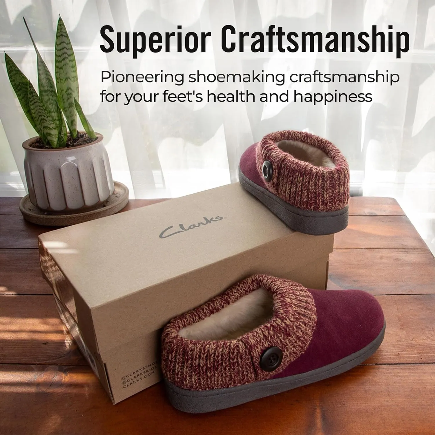 Clarks Women's Knit Scuff Slipper
