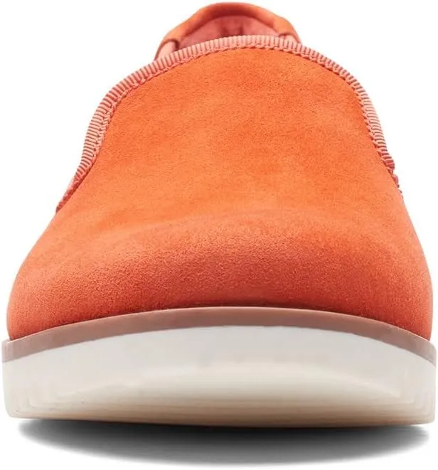 Clarks Women's Serena Brynn Loafer Flat