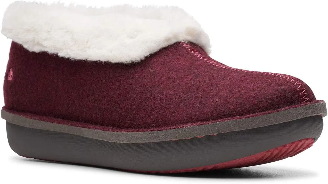 Clarks Women's Step Flow Low Slipper