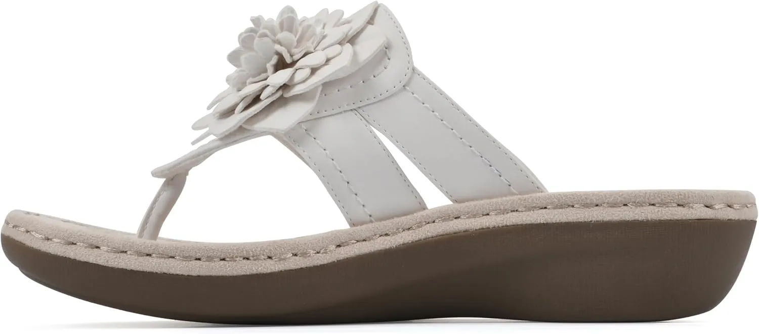 CLIFFS BY WHITE MOUNTAIN Women's Cassia Mini Wedge Flower Flip Flop Sandal