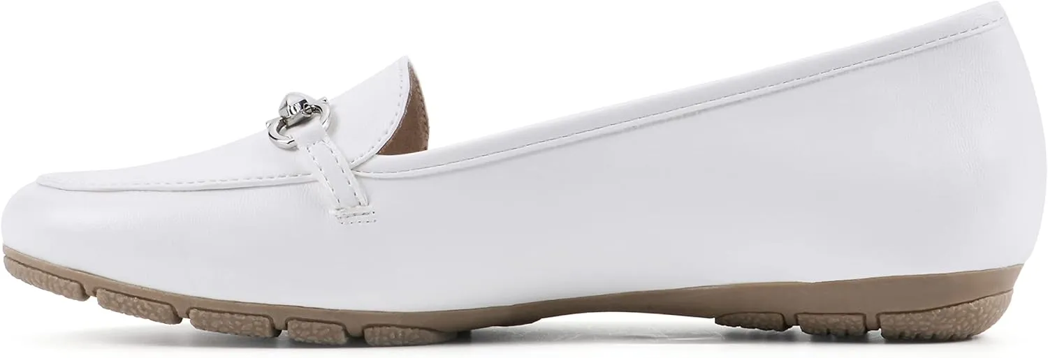CLIFFS BY WHITE MOUNTAIN Women's Glowing Cushioned Loafer Flat
