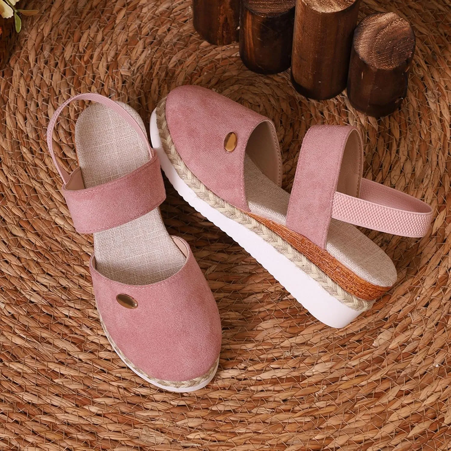 Closed Toe Platform Wedge Sandals for Women 2025 Summer Vacation Dressy Comfortable Anti Slip Beach Shoes with Adjustable Buckle Ankle Strap