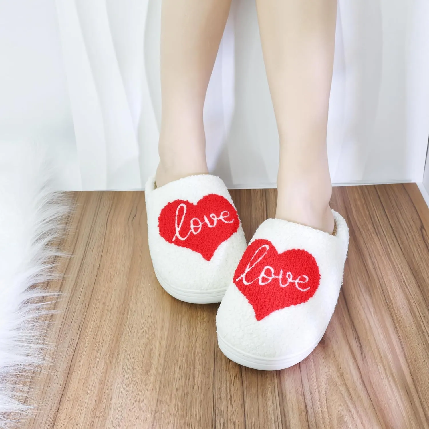 DCLTD Valentine's Heart Slippers - Plush Memory Foam House Shoes with Non-Slip Sole, Unisex Warm Gifts for Women/Men