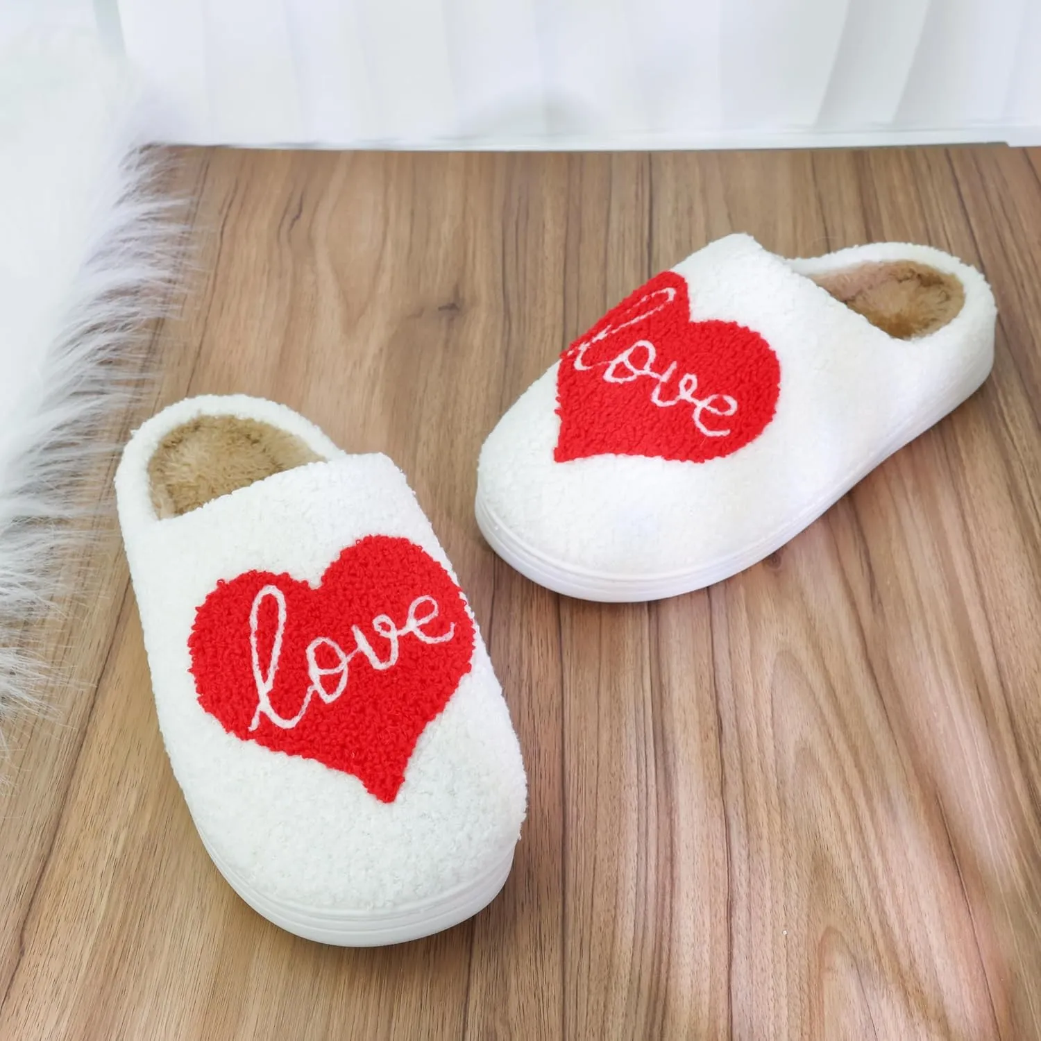 DCLTD Valentine's Heart Slippers - Plush Memory Foam House Shoes with Non-Slip Sole, Unisex Warm Gifts for Women/Men