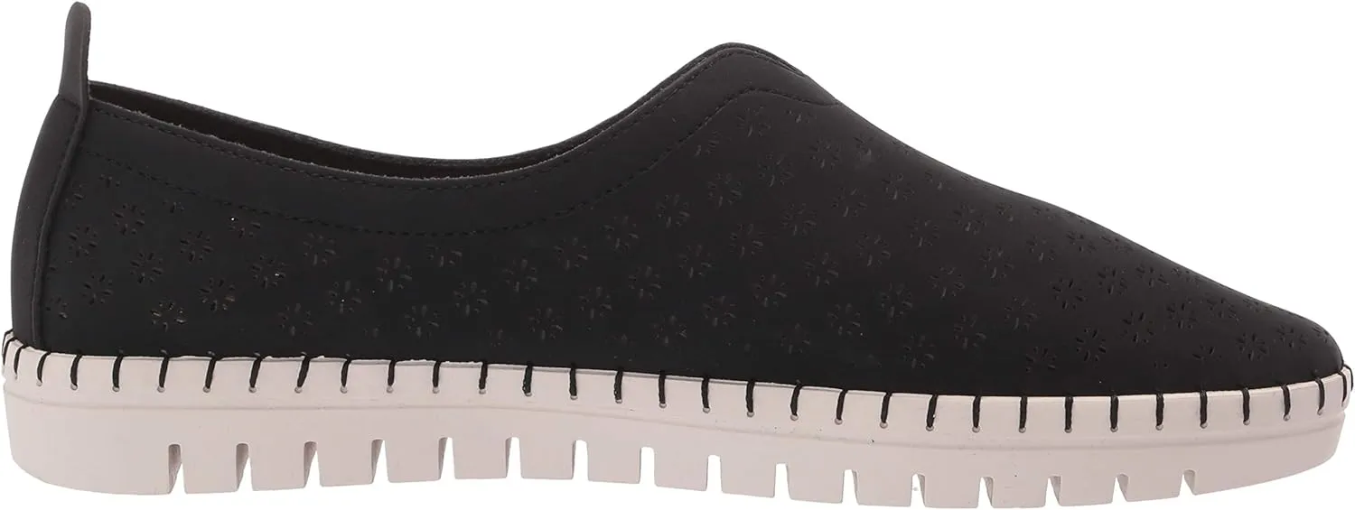 Easy Street Women's Flat Sneaker