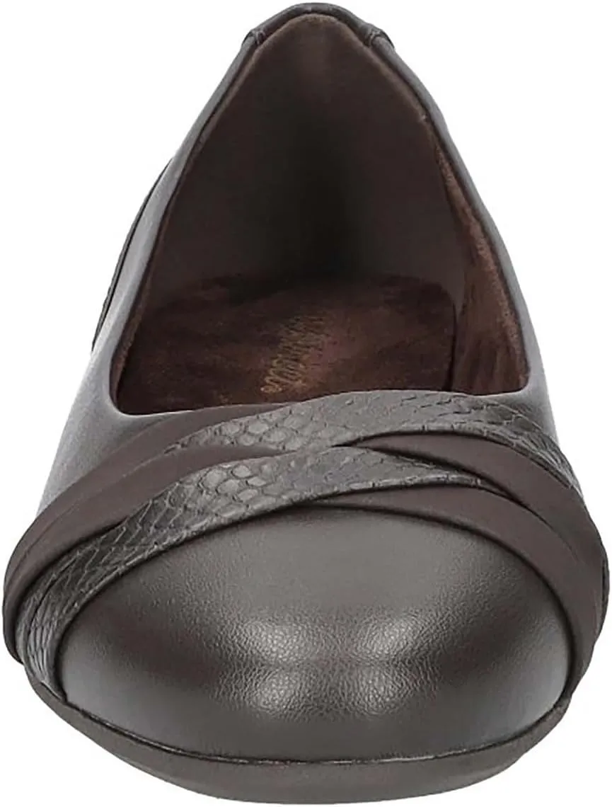 Easy Street Women's Kylie Ballet Flat