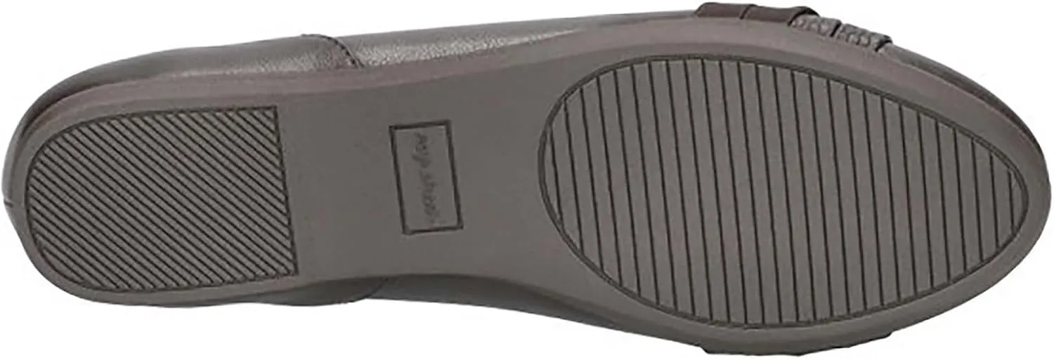 Easy Street Women's Kylie Ballet Flat