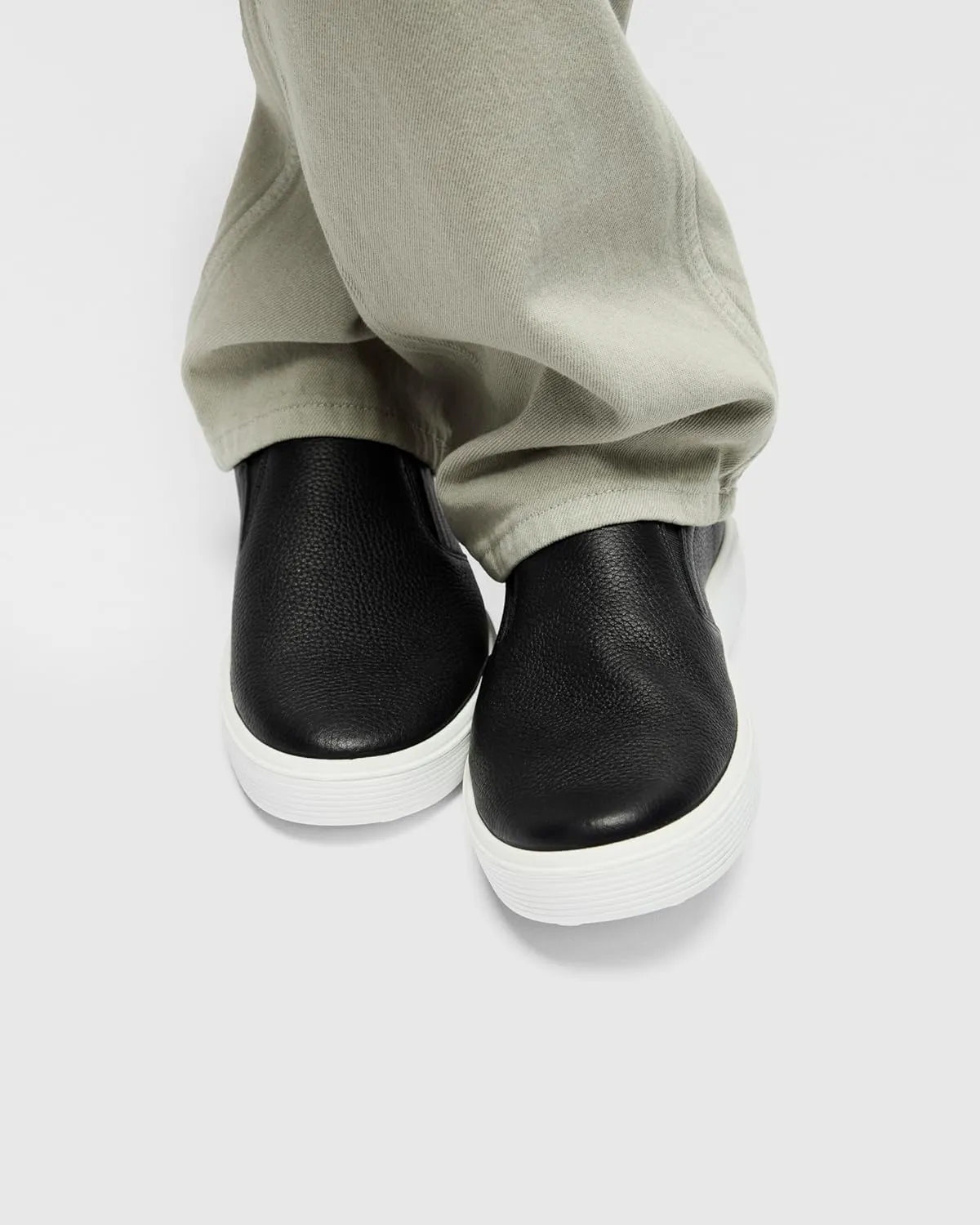 ECCO Men's Soft 60 Slip-on Sneaker