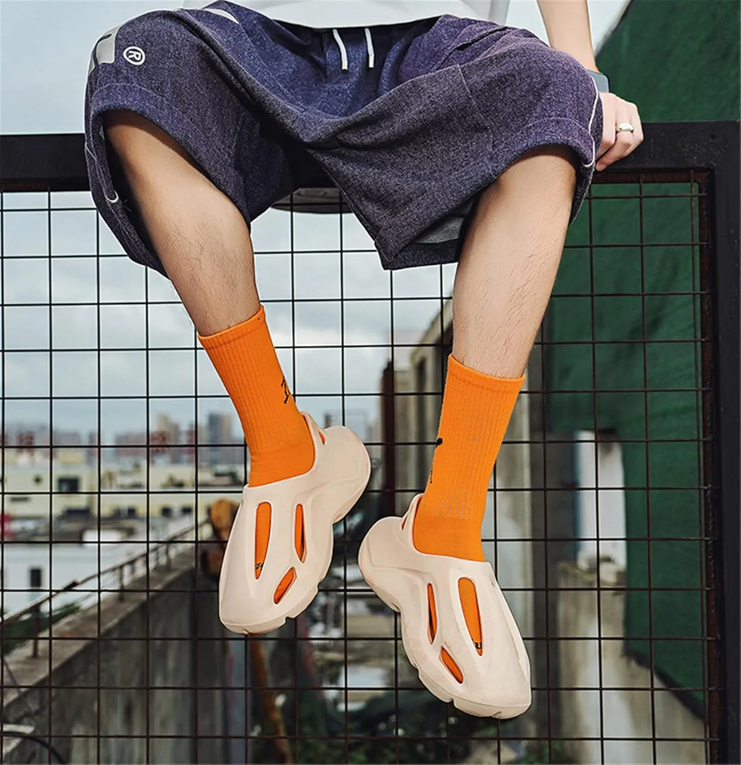 Fashion Trend foam runners for kids sneakers boys cloud slides pillow running shoes girls sandals Big kids outdoor indoor slippers Little Kids