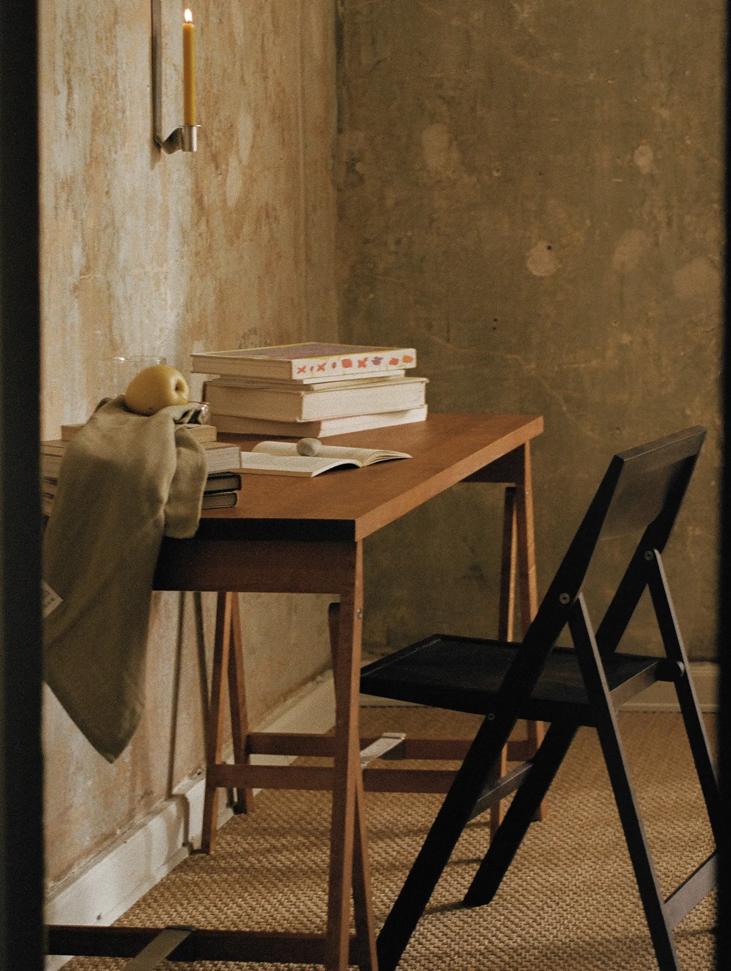 Folding Flat Trestle Table