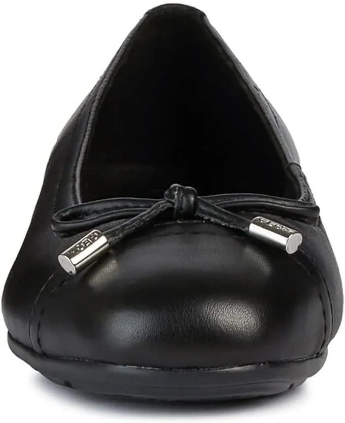 Geox Women's Annytah Leather Ballerina Flat