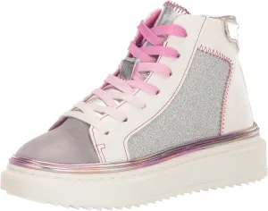 Glossy Sneaker