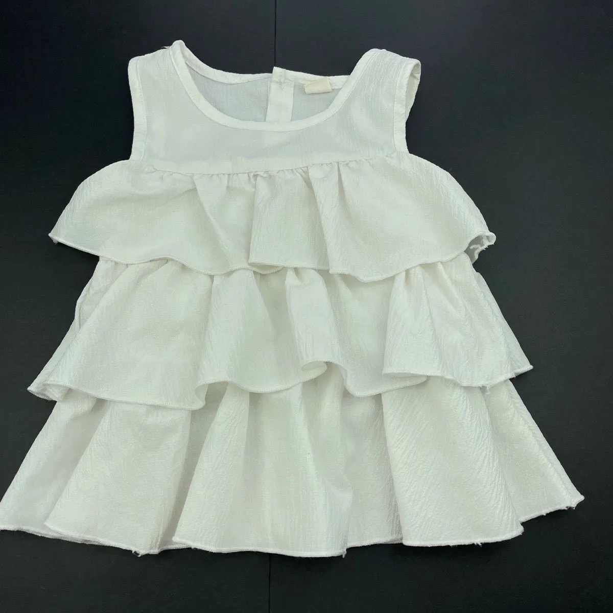 lightweight tiered top, size 2, Pre-loved