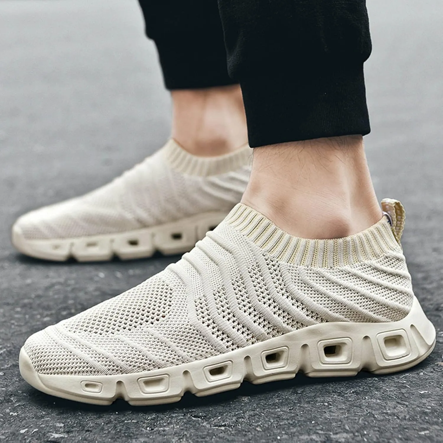 Mens Loafers & Slip-Ons Men Sports Shoes Spring and Summer Fashionable New Pattern Breathable Mesh Comfortable