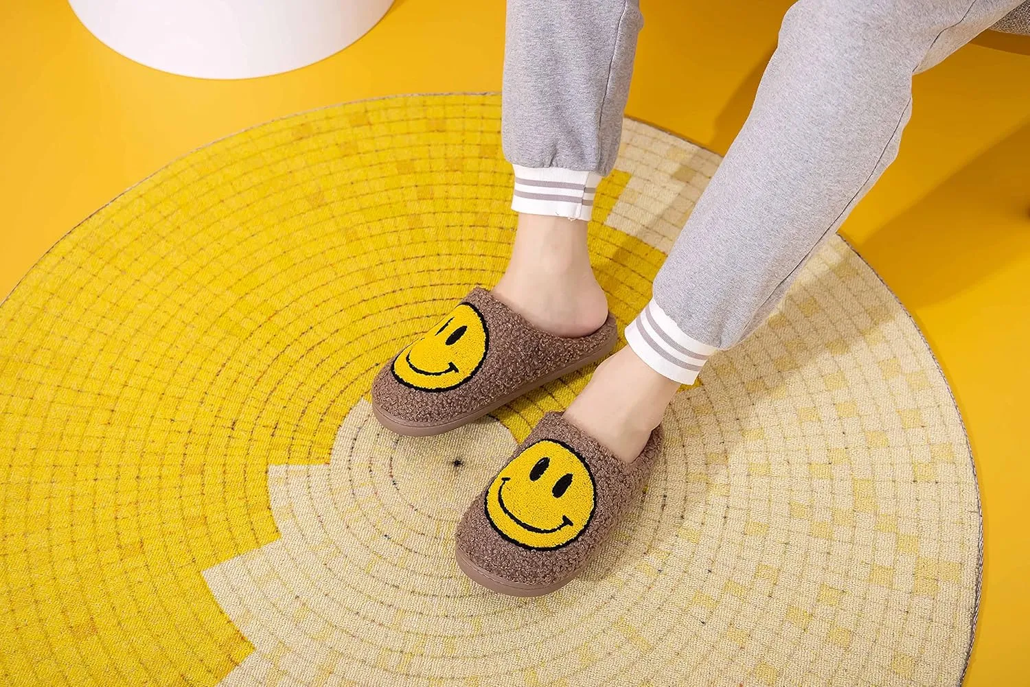 NEVEROLD Fun Happy Face Smile Emoticon Fluffy Sherpa Slip On House Slippers for Women and Men