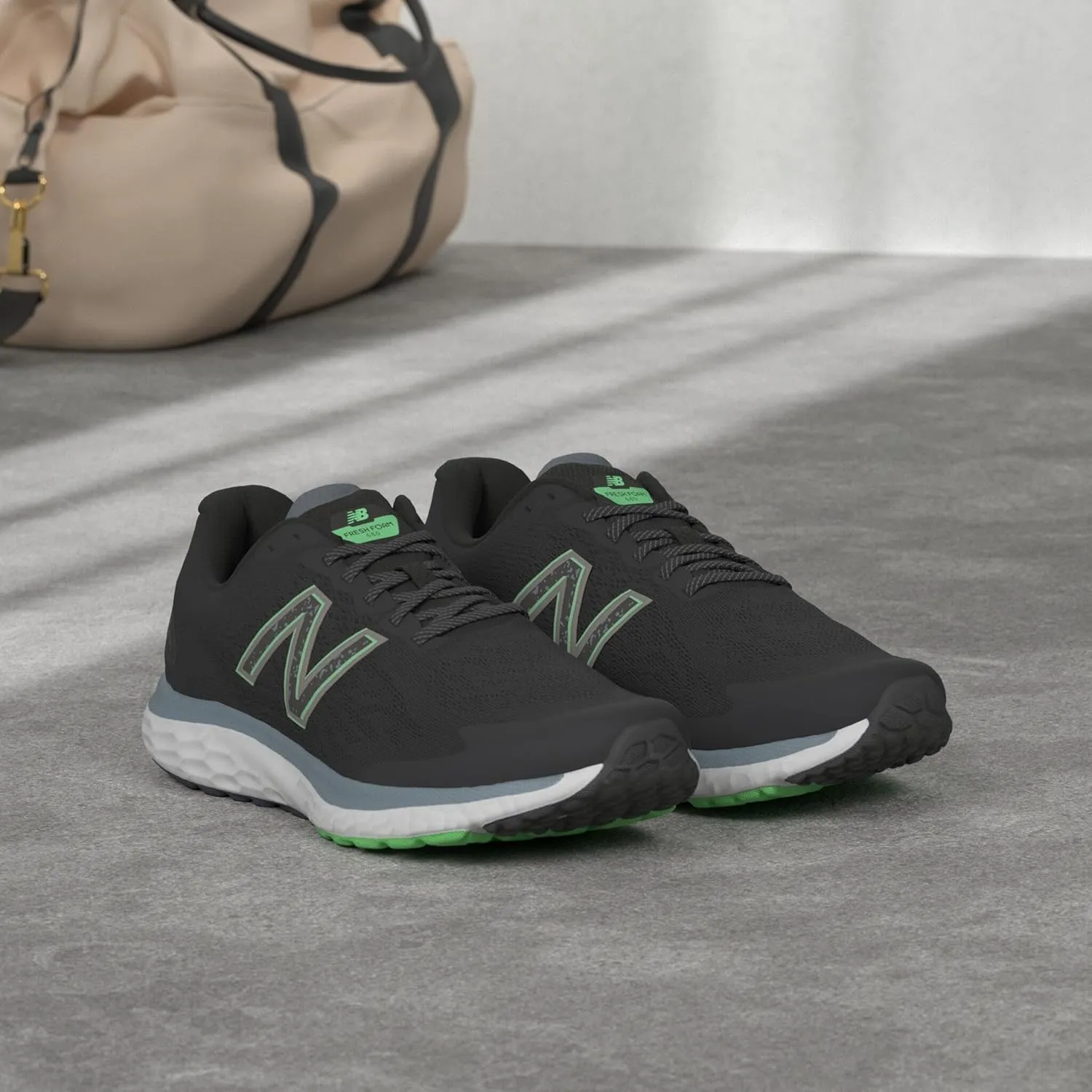 New Balance Men's Fresh Foam 680 V7 Running Shoe