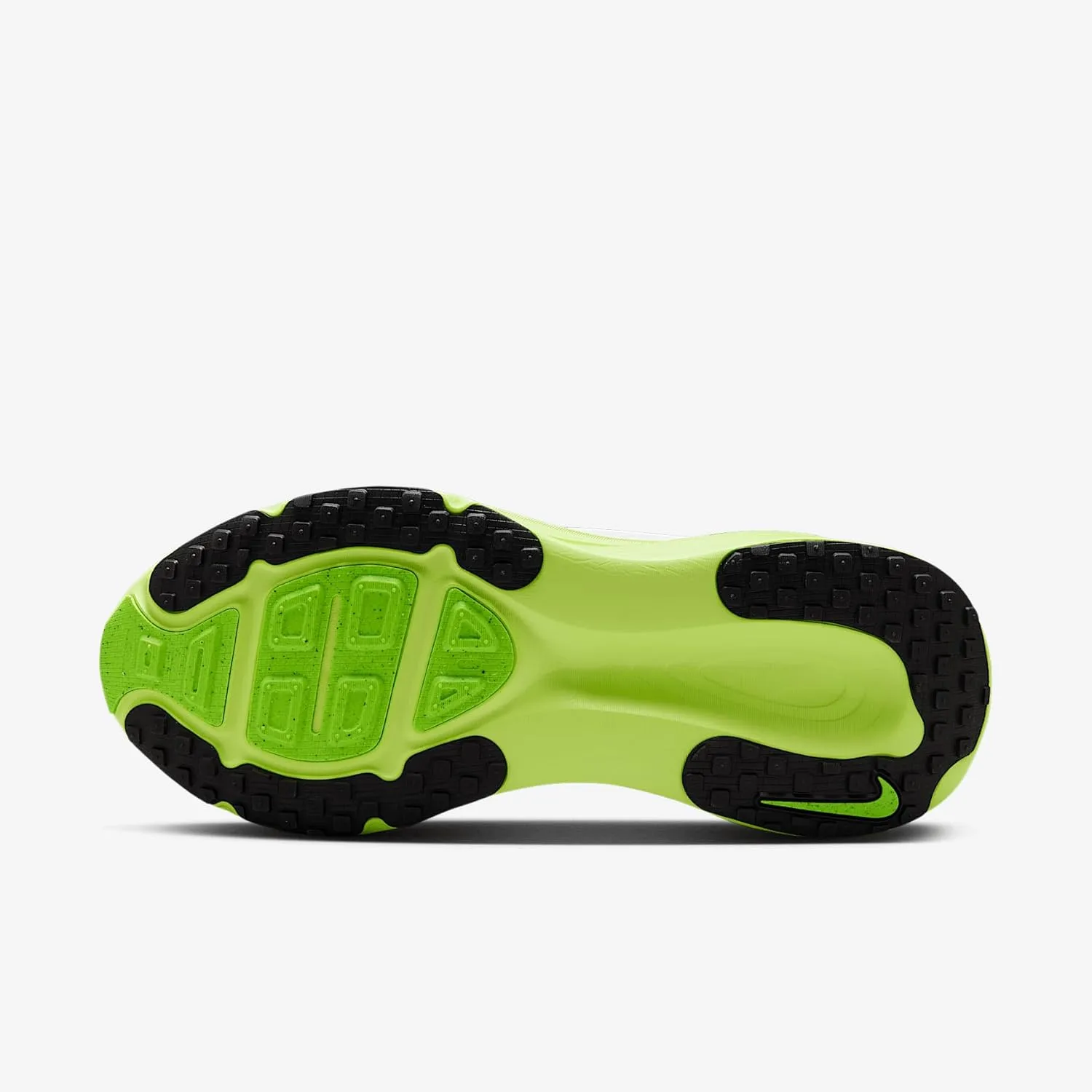 Nike Men's Vomero 18 Sneaker