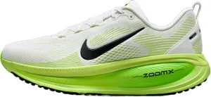 Nike Men's Vomero 18 Sneaker