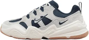 Nike Women's Tech Hera Sneaker