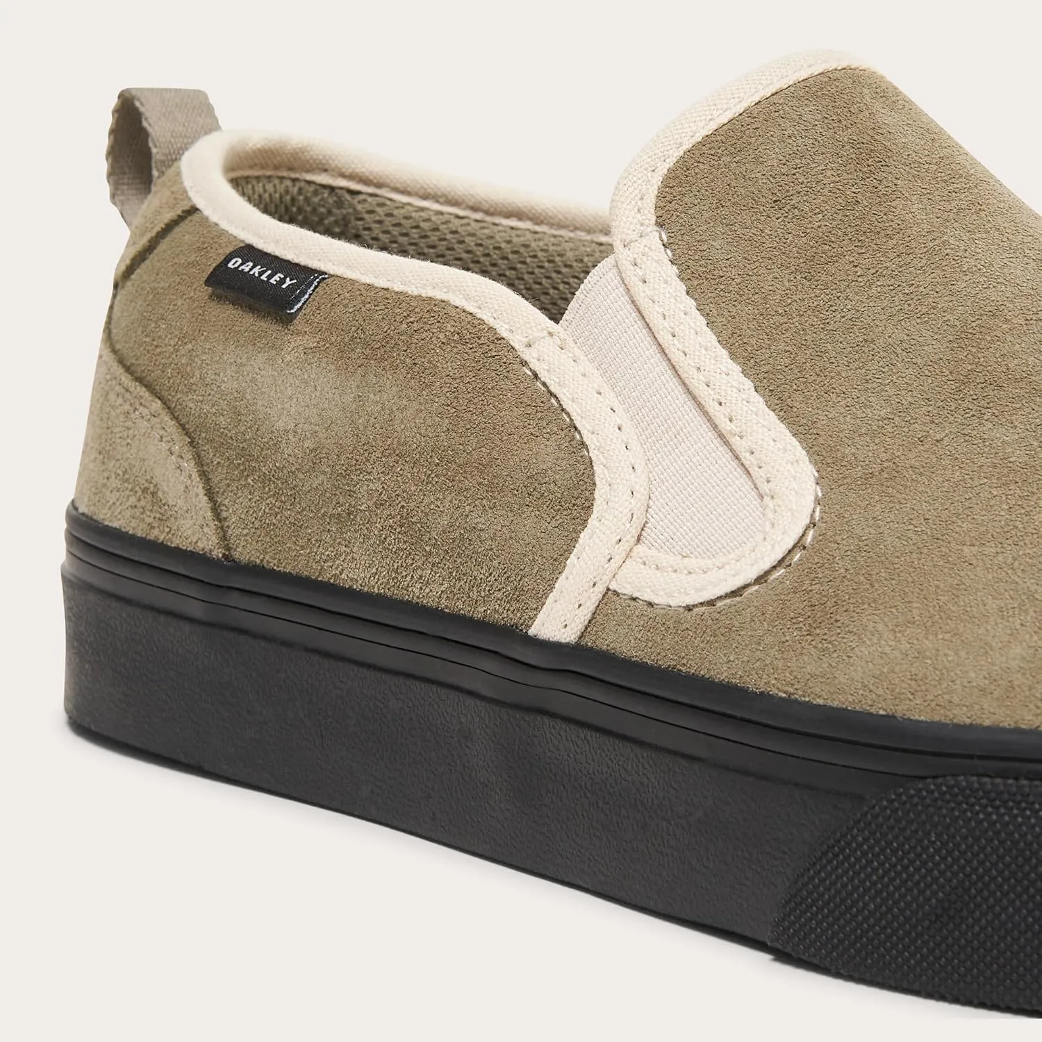 Oakley Men's Banks Slip-on Sneaker