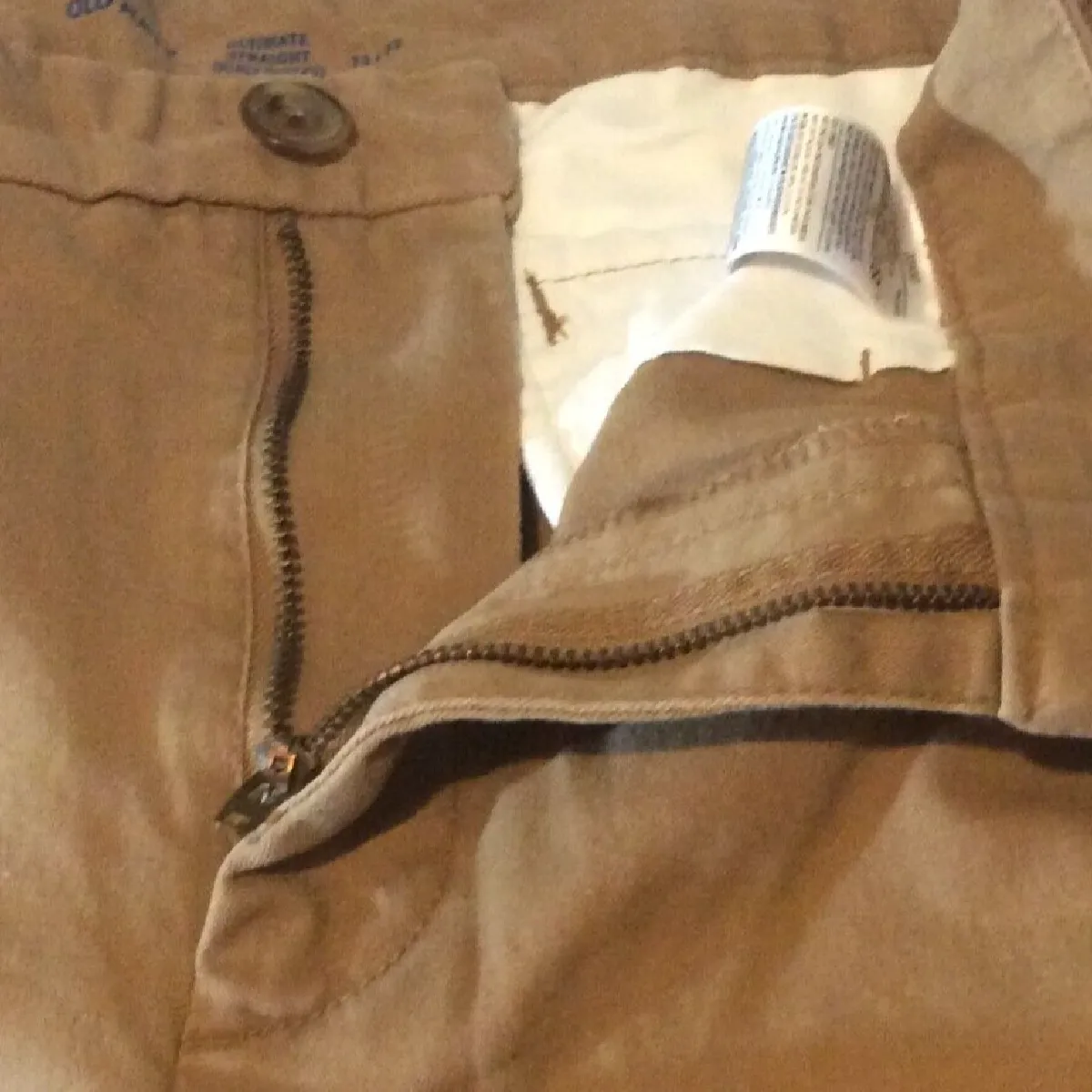 Old Navy Ultimate Straight Built in Flex Mens Chino Pants Size 33x32 Flat Front