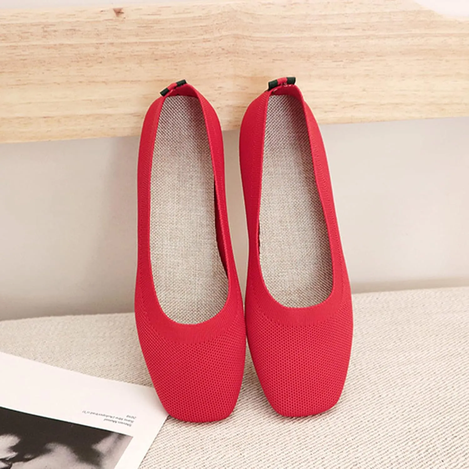 RVROVIC Women Flat Shoes Knitted Lightweight Slip-on Loafers Breathabel Soft Comfortable Ballet Flats