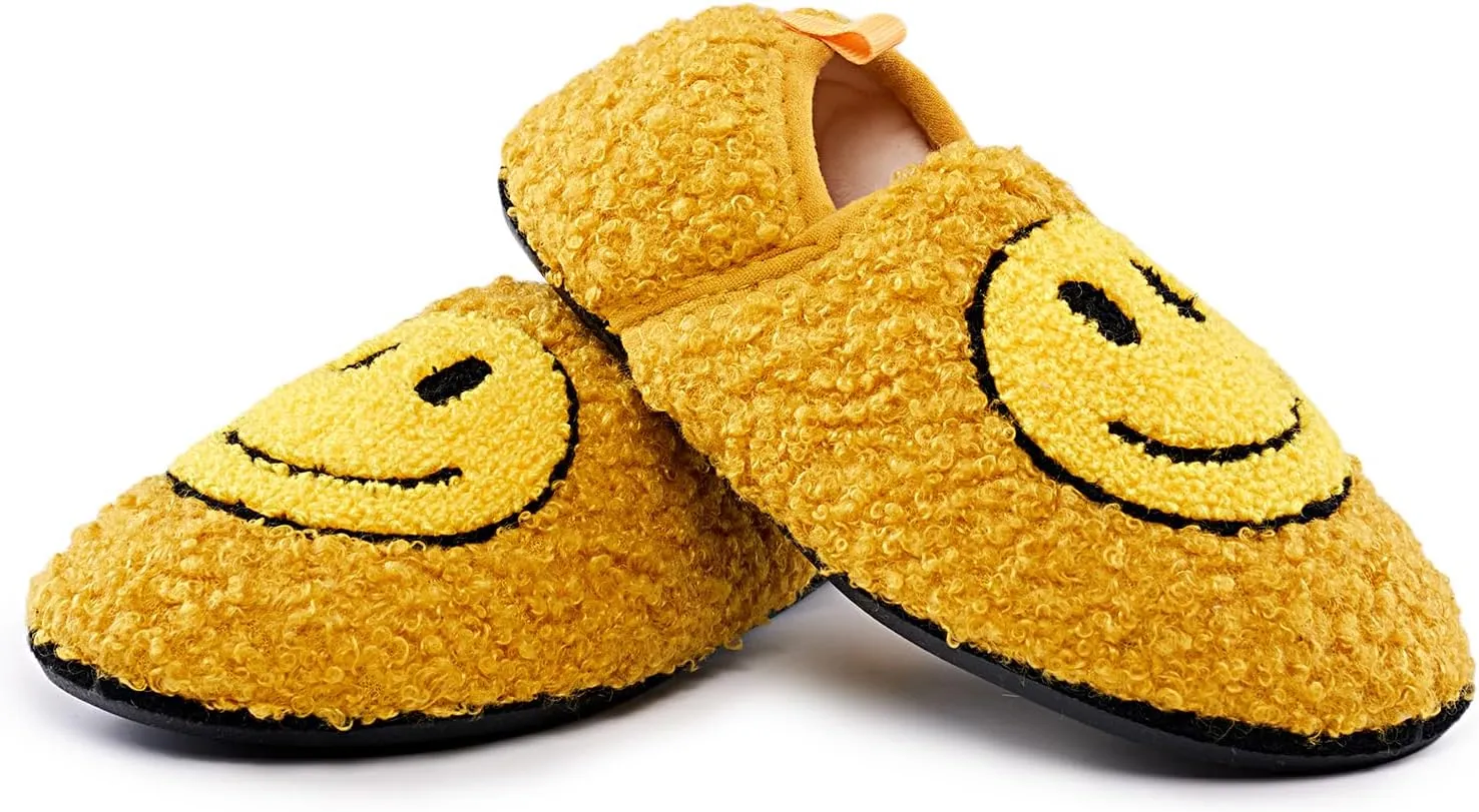 sharllen Smile Face Slippers Kids Girls Boys Plush Cute Warm Soft Happy Face Socks Slippers Shoes Fuzzy Cozy Non-Slip Toddler Slide Slippers for Little Big Kids Winter Indoor Outdoor