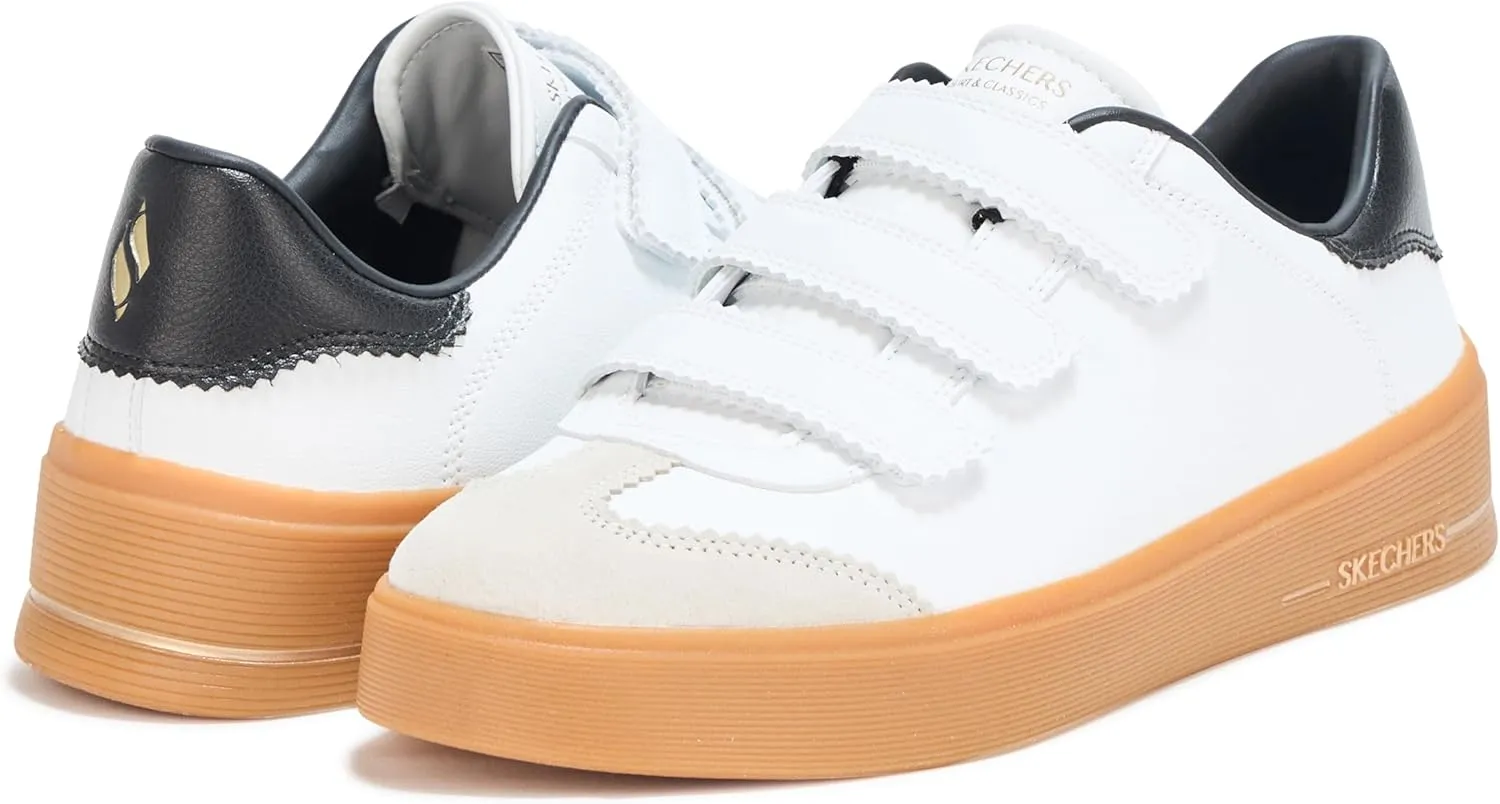 Skechers Women's Hiland-Perfect Trio Sneaker