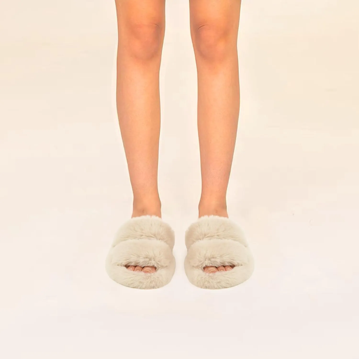 SOULROSE Women's Slippers Open Toe Memory Foam House Slippers for Women Fuzzy Furry Comfy Faux Fur Bedroom Platform Indoor Outdoor Slide Shoes with Anti-Slip Sole Womens Gift Slippers