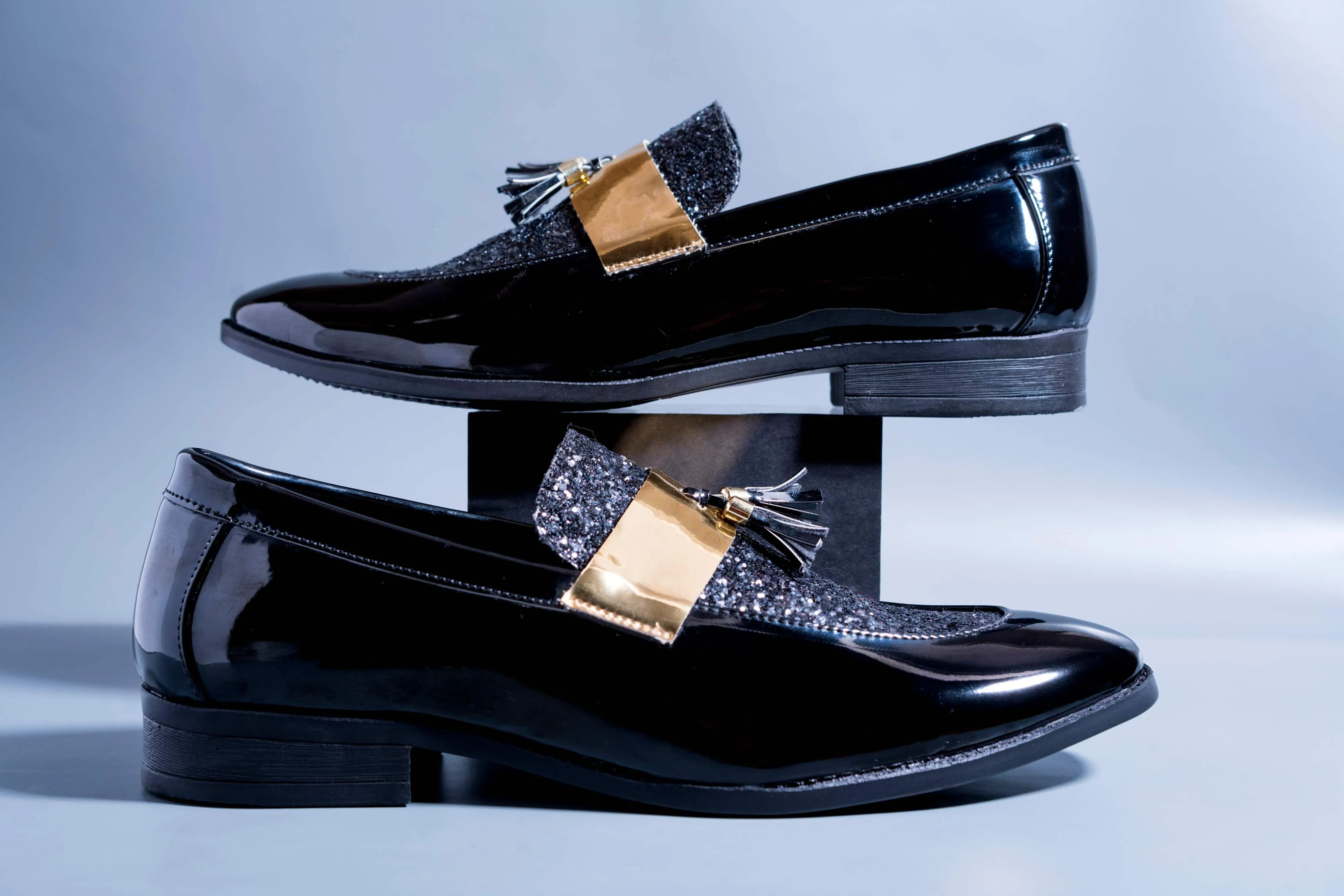 Stylish Men Shiny Black Color Outdoor Formal And Party Casual Ethnic Loafer