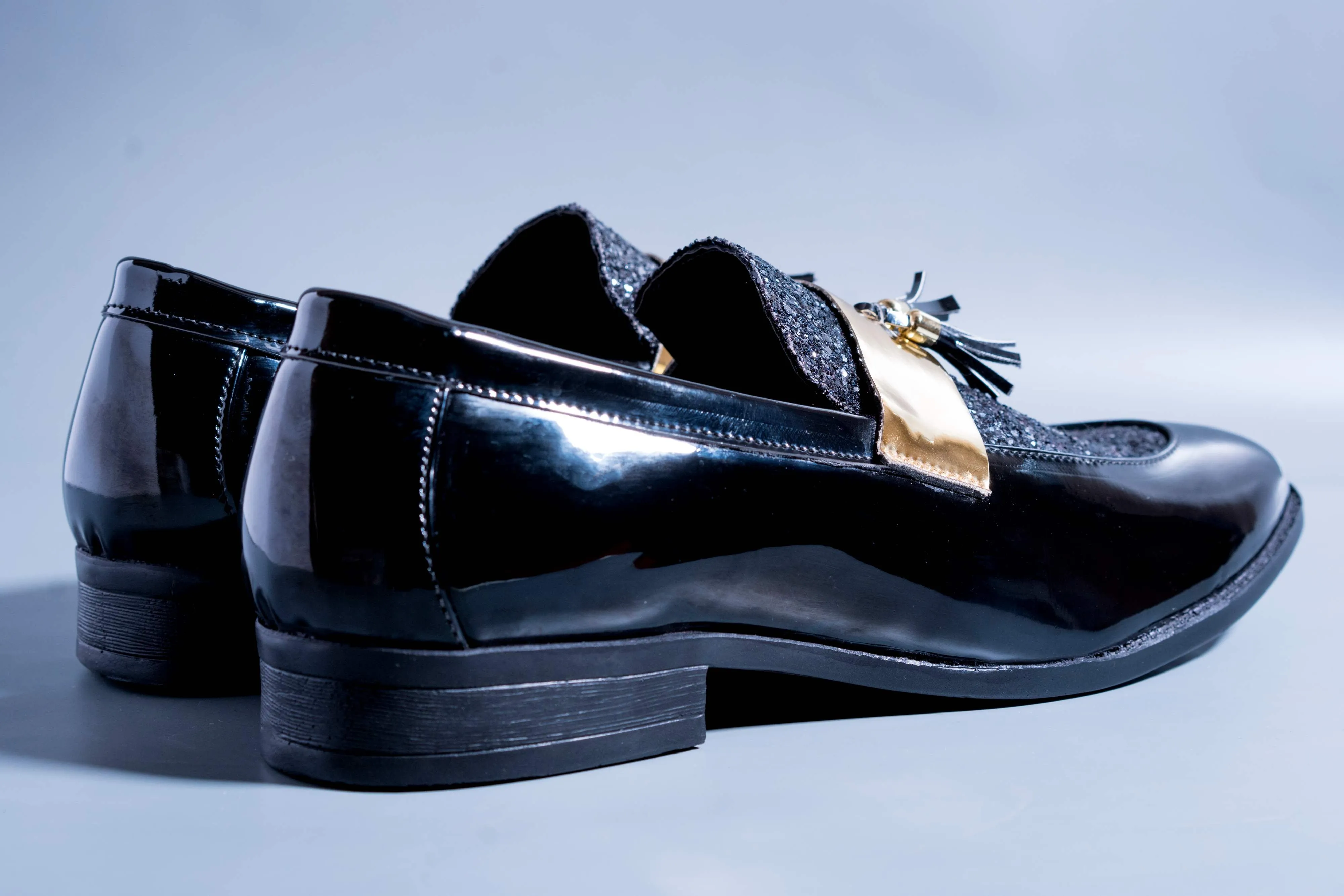 Stylish Men Shiny Black Color Outdoor Formal And Party Casual Ethnic Loafer