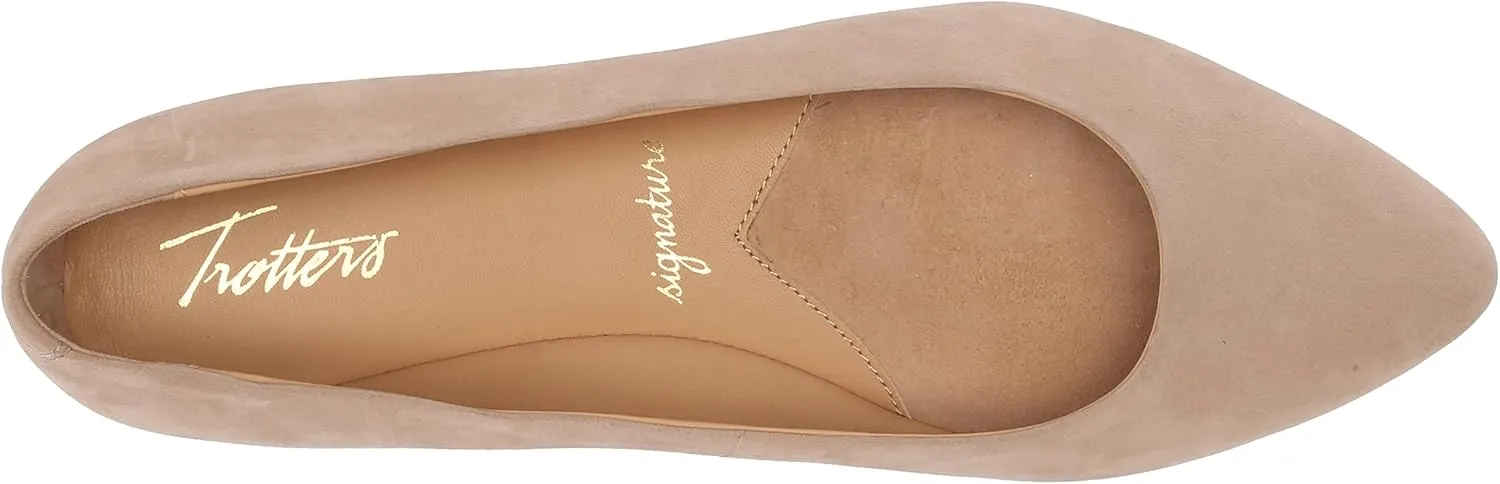 Trotters Women's Estee Ballet Flat