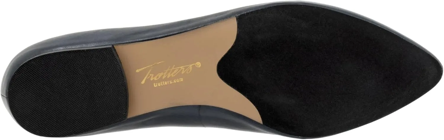 Trotters Women's Estee Ballet Flat