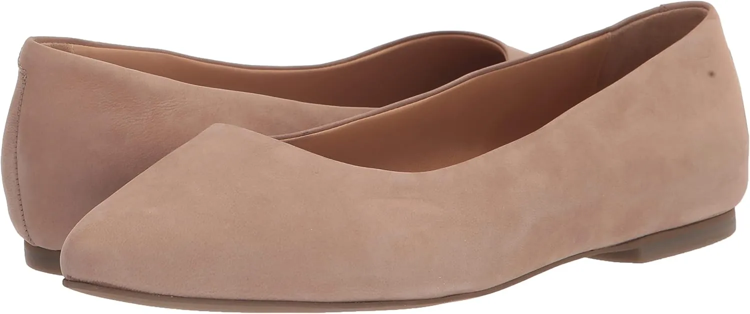 Trotters Women's Estee Ballet Flat