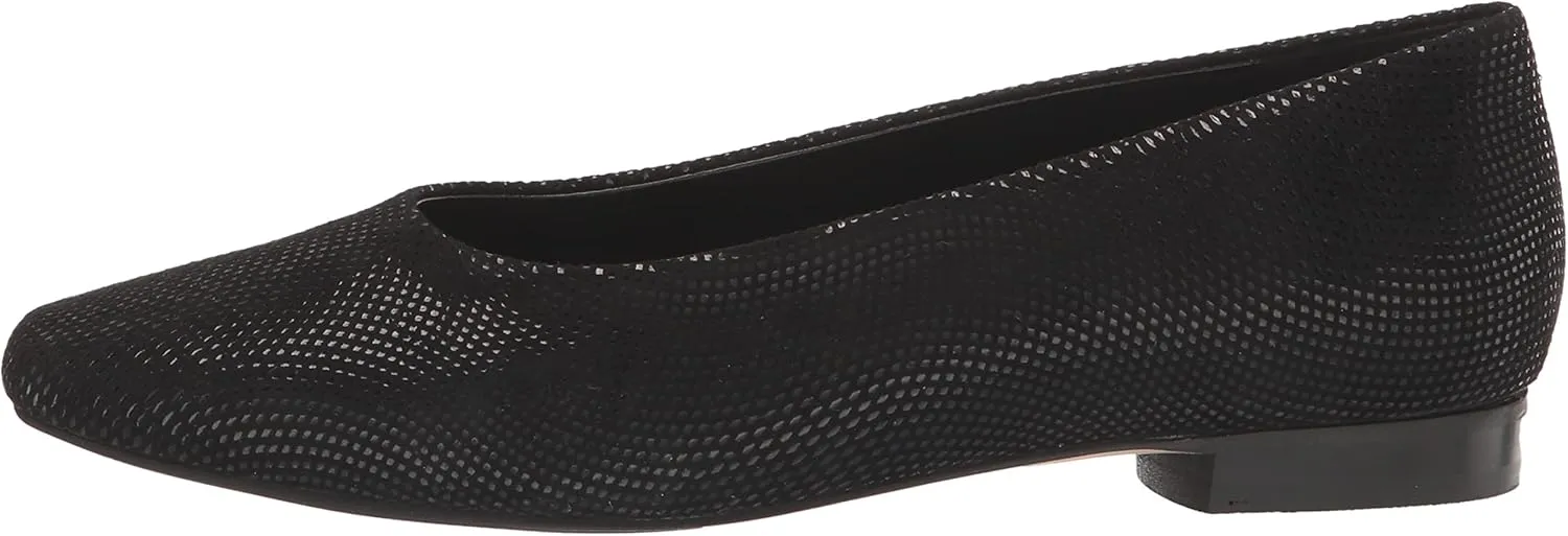 Trotters Women's Honor Ballet Flat