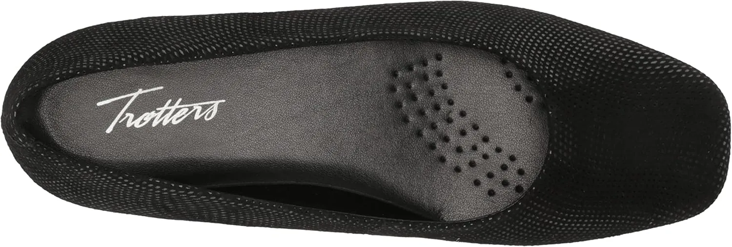 Trotters Women's Honor Ballet Flat