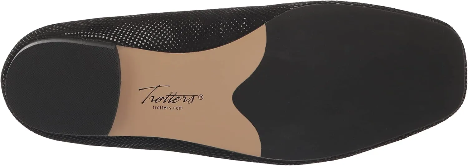 Trotters Women's Honor Ballet Flat