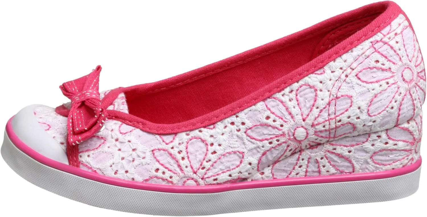 UNIONBAY Little Kid/Big Kid Phoebe Eyelet-g Wedge Slip-On