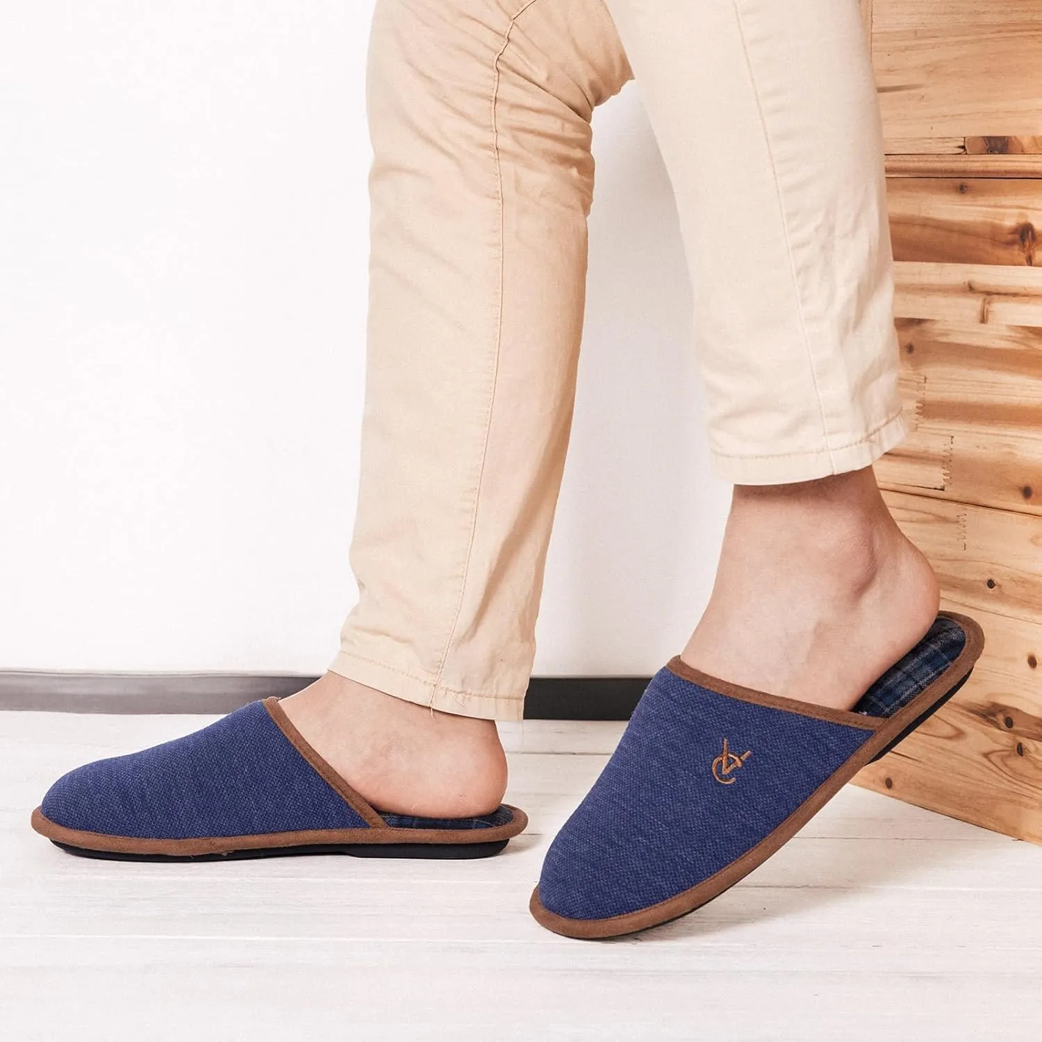 VeraCosy Men's Knitted Scottish Slippers with Soft Memory Foam Non Slip Indoor Rubber Sole