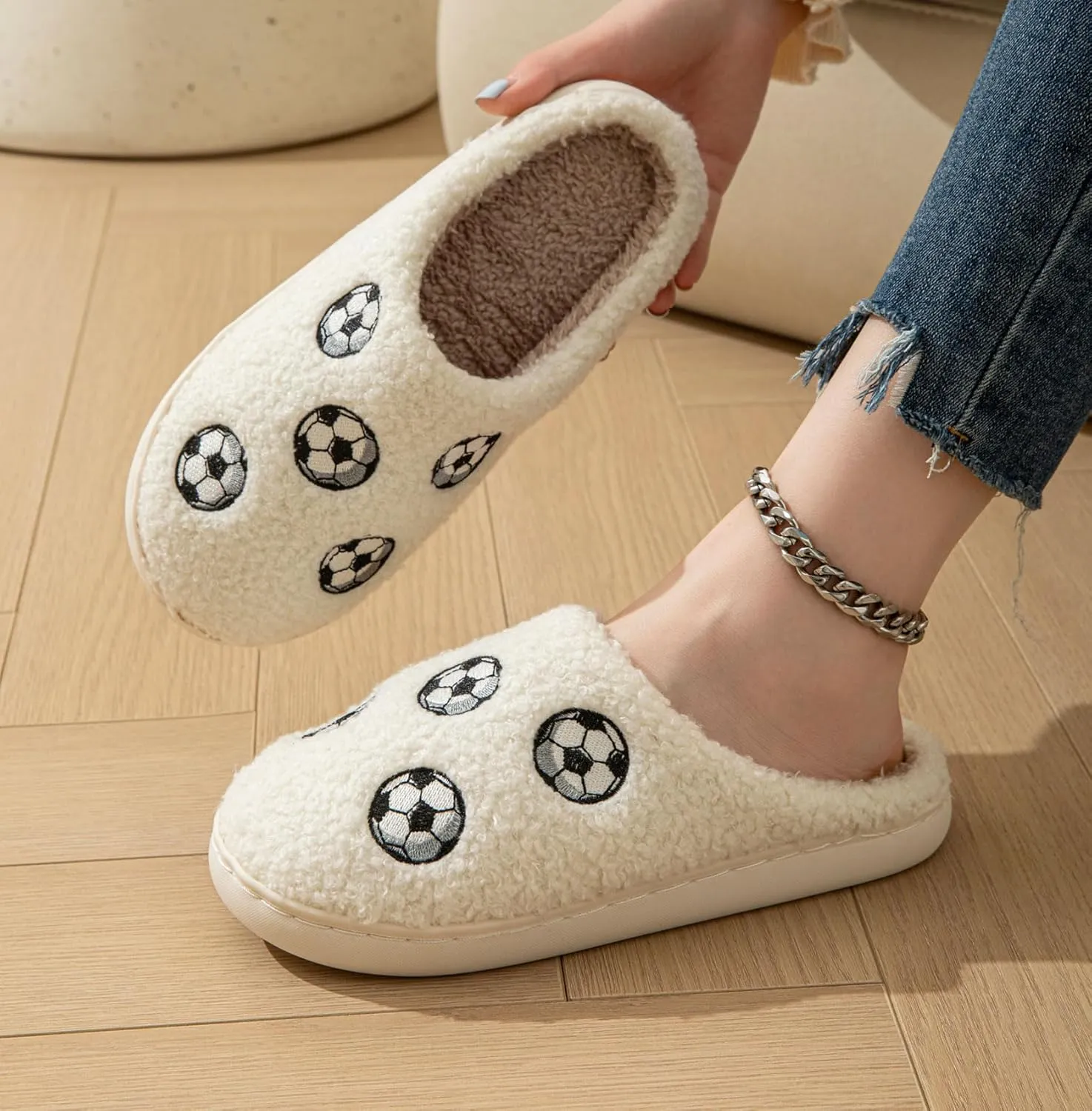 Women Men Basketball Slippers Fuzzy Closed Toe House Memory Foam Bedroom Slipper Couple Indoor Home Shoes